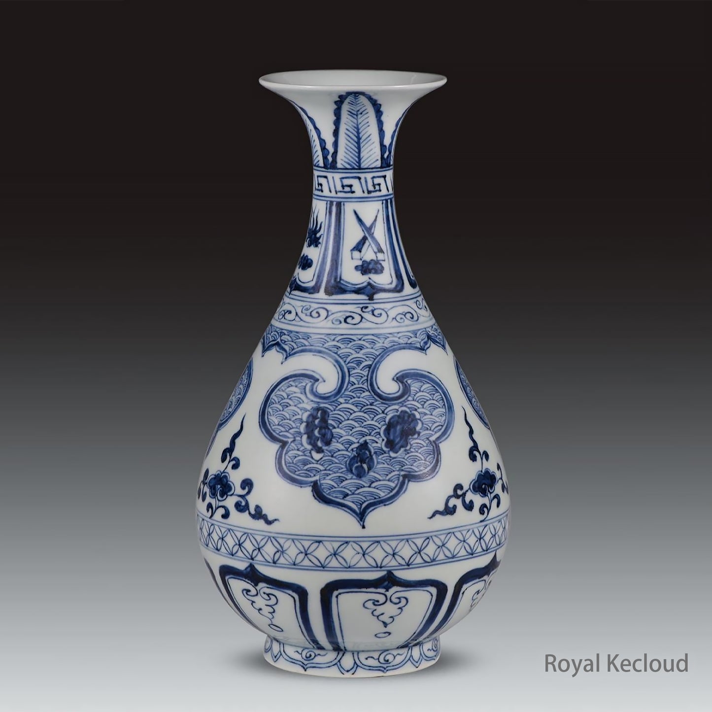 Chinese Ancient Royal Yuan Blue and White Porcelain Vase, Yuhuchunping