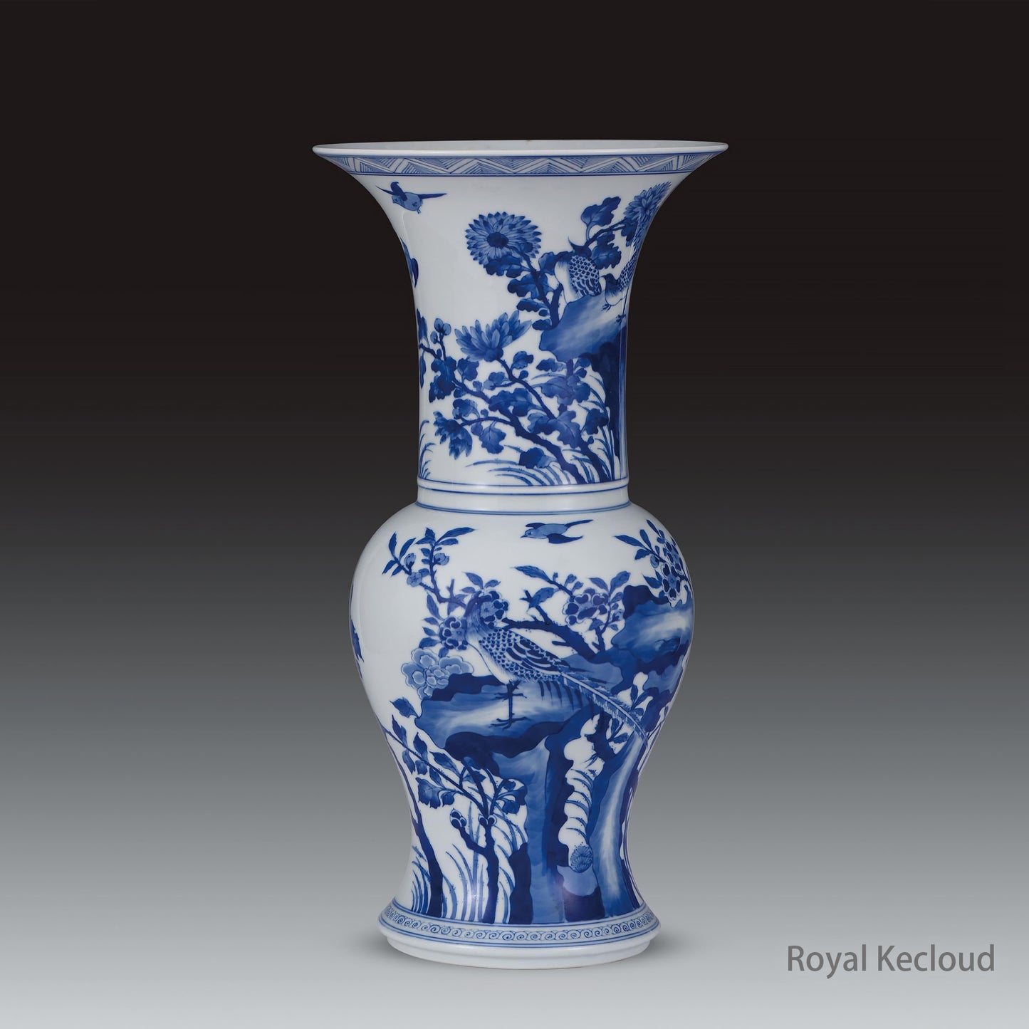 Chinese Ancient Royal Qing Dynasty Blue and White ’Phoenix Tail‘ Porcelain Vase, Zun