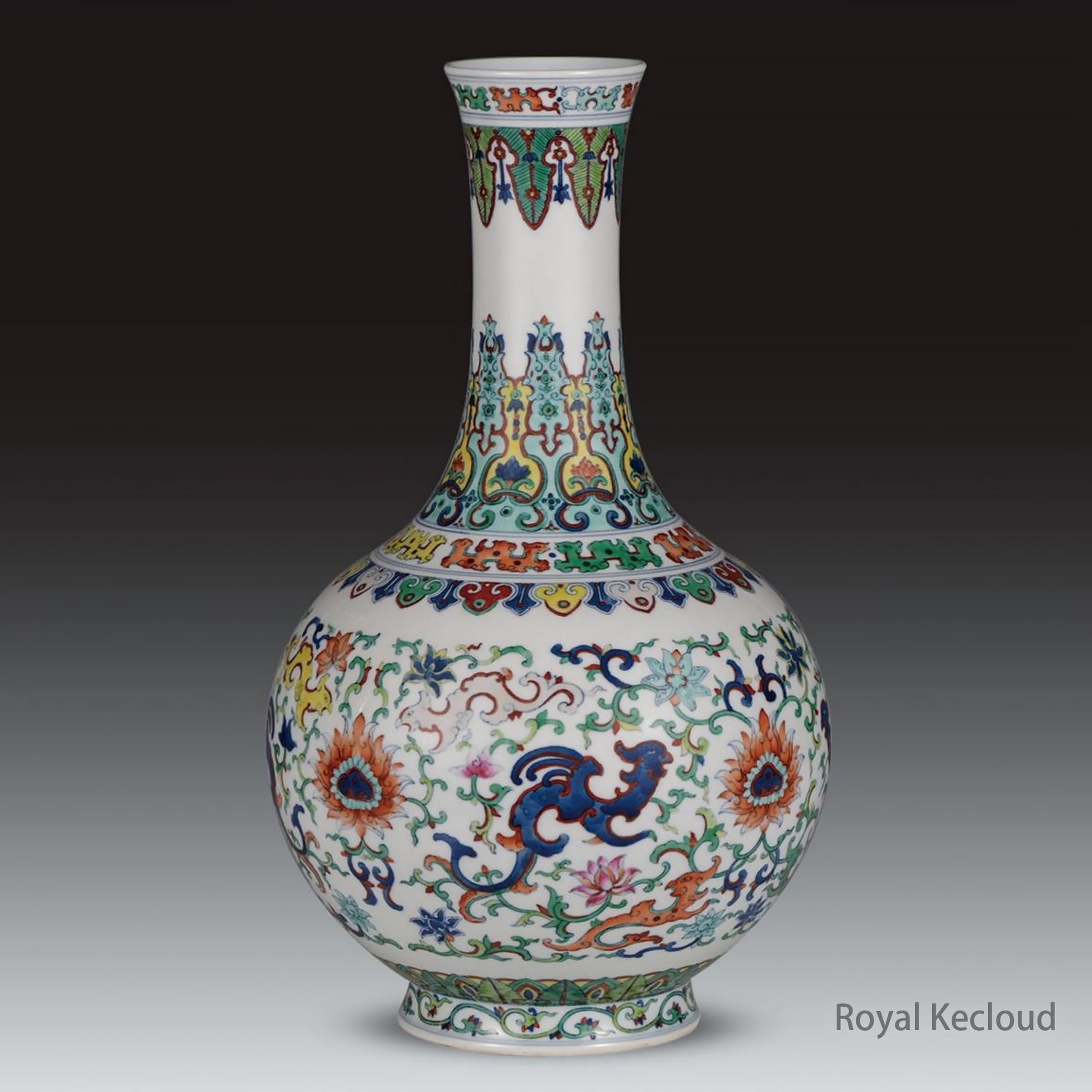 Chinese Ancient Royal Qing Dynasty Doucai Bottle Vase