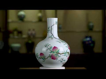 Antiguo jarrón de porcelana real china rara Famille Rose con diseño de nueve melocotones